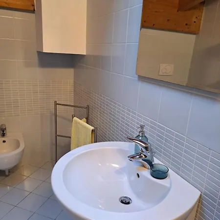 Tra Legno E Cielo Apartment